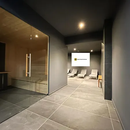 Superior Laguna Beskidow Green! Sauna & Gym! Air Condition!