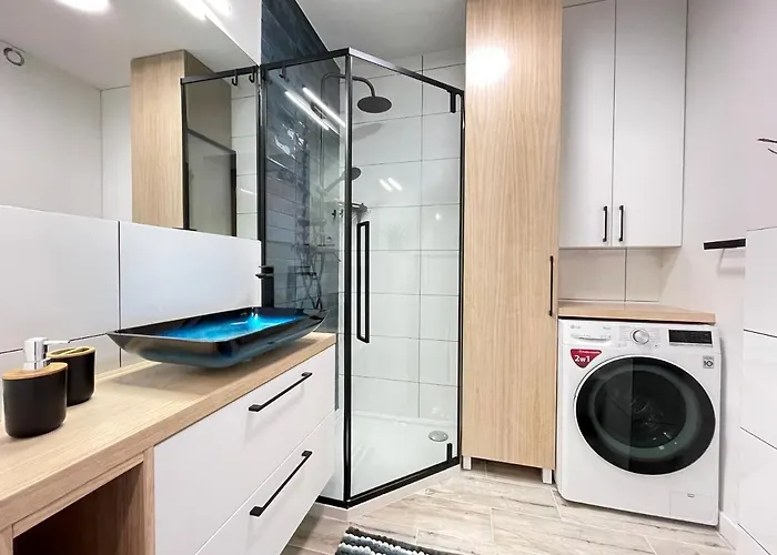 Apartment Superior Laguna Beskidow Green! Sauna & Gym! Air Condition! Zarzecze (Silesia)