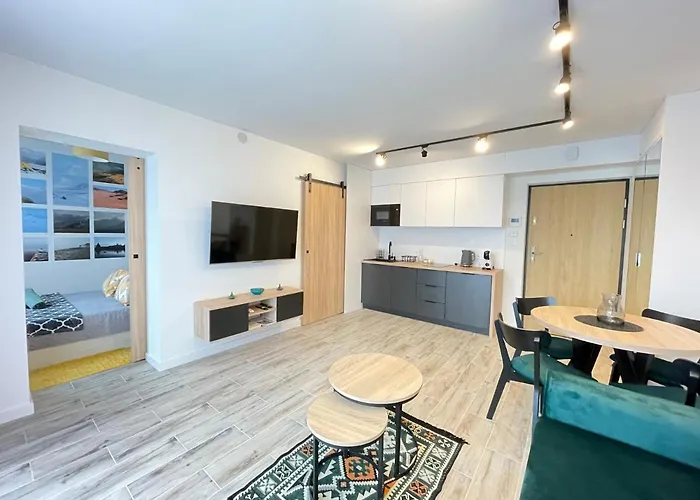 Superior Laguna Beskidow Green! Sauna & Gym! Air Condition! Apartment *