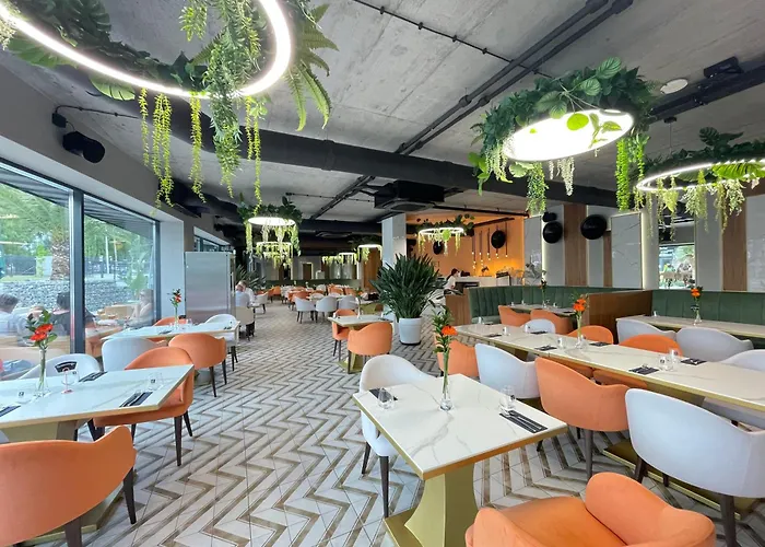 Superior Laguna Beskidow Green! Sauna & Gym! Air Condition! Apartment